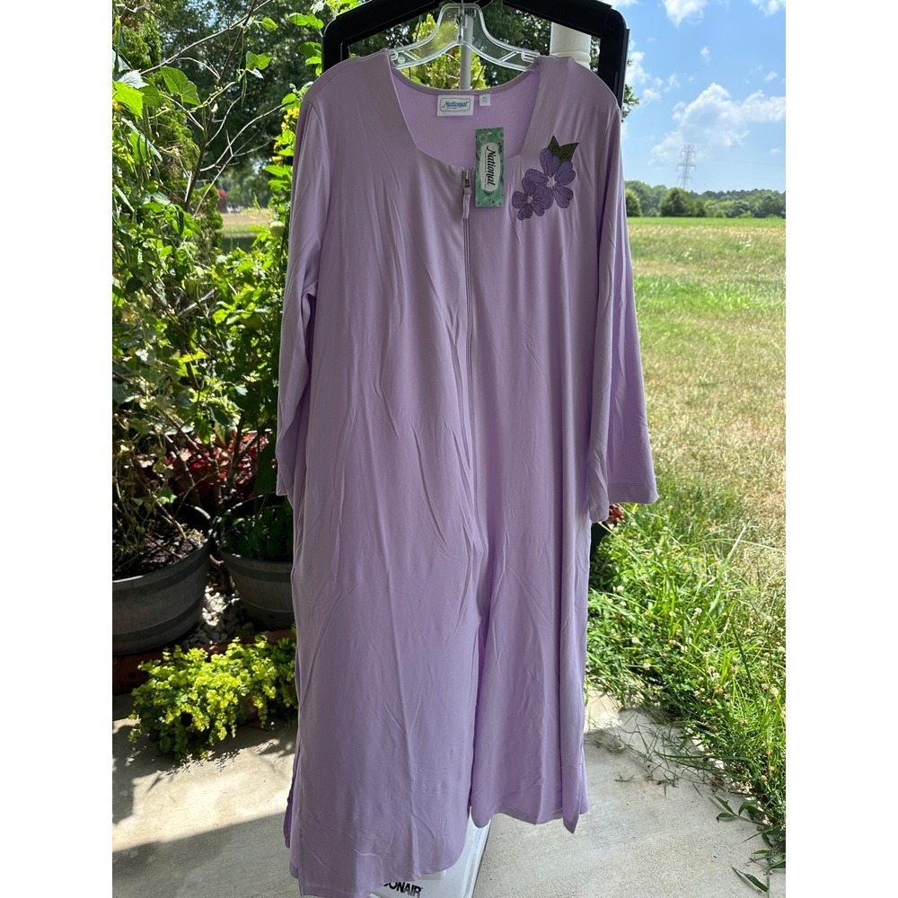 National Lavender Zip Front Robe Embroidered Floral Housecoat‎ Petite Large NWT